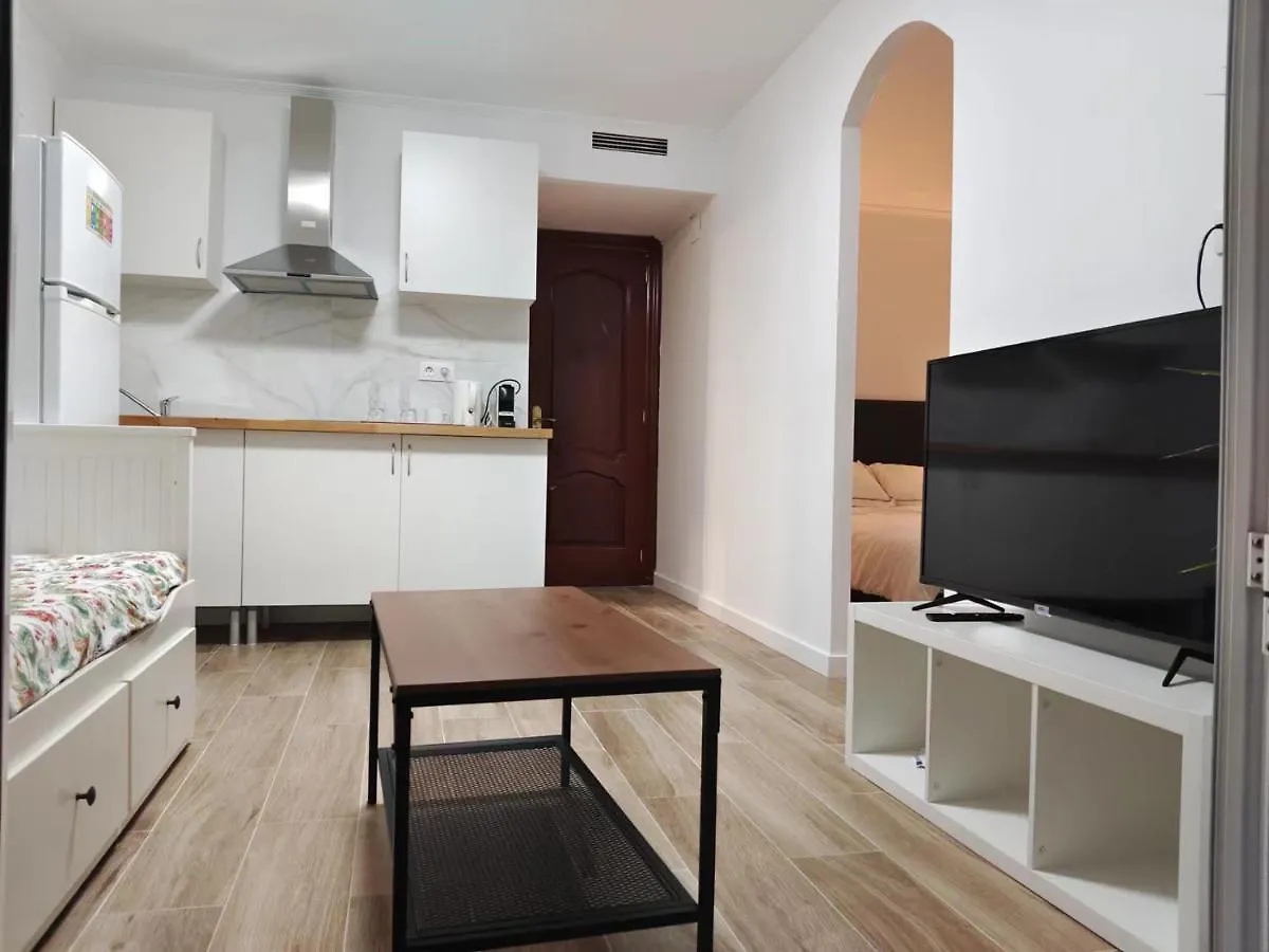 Zhenyu Apartments バルセロナ